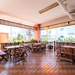 Reddoorz Navin Mansion 3 Pattaya